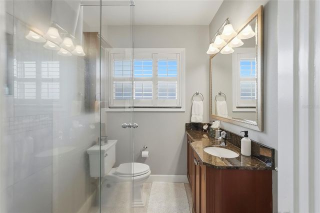 1325 24TH AVENUE N, St Petersburg, FL 33704