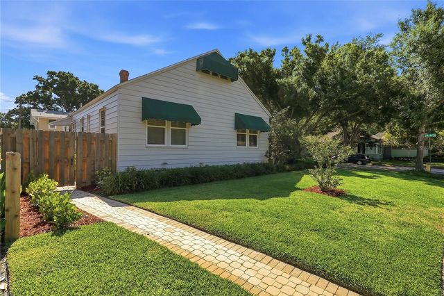 1325 24TH AVENUE N, St Petersburg, FL 33704