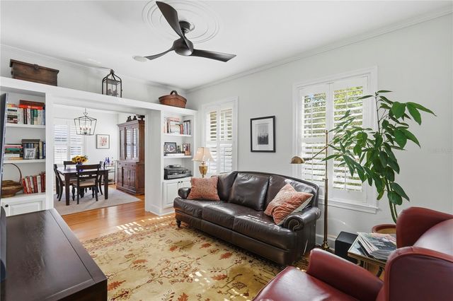 1325 24TH AVENUE N, St Petersburg, FL 33704