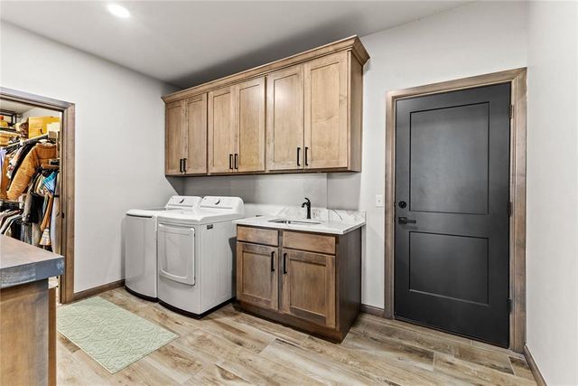 201 Carlow Way, Yukon, OK 73099