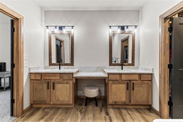 201 Carlow Way, Yukon, OK 73099