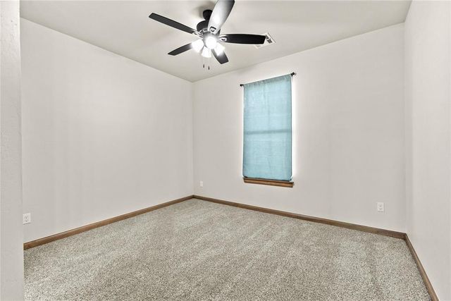 201 Carlow Way, Yukon, OK 73099