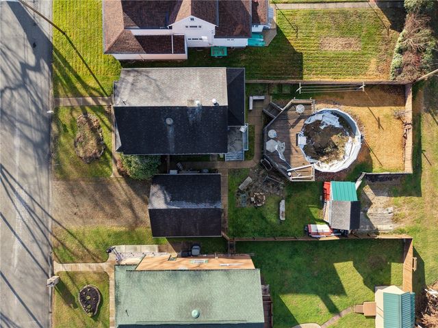 315 Cambria Ave, Avonmore, PA 15618