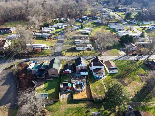 315 Cambria Ave, Avonmore, PA 15618