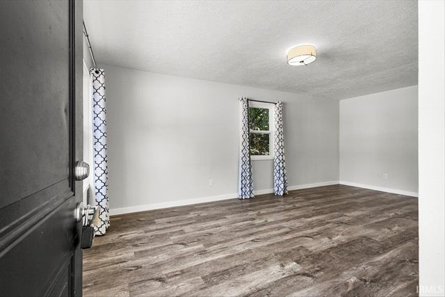 1624 C Street, Bedford, IN 47421