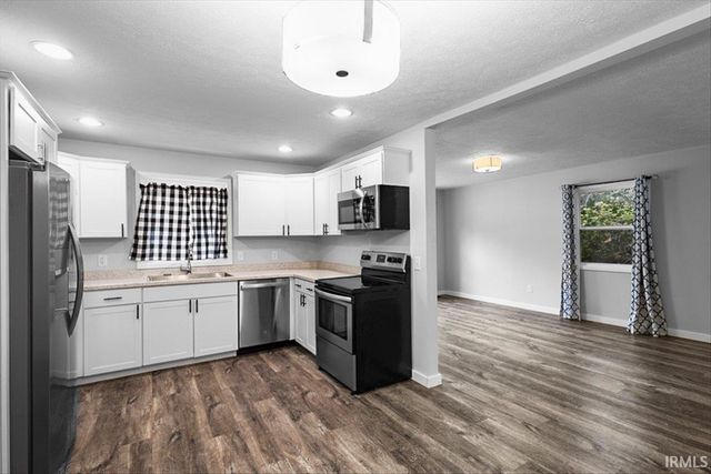 1624 C Street, Bedford, IN 47421