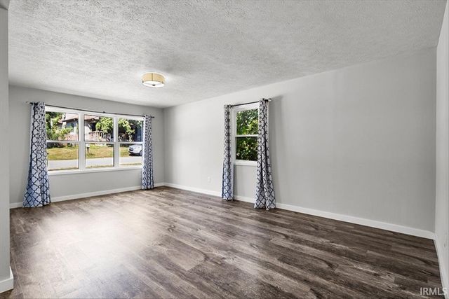 1624 C Street, Bedford, IN 47421