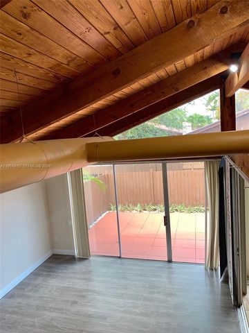 11318 SW 114th Cir Ter, Miami, FL 33176