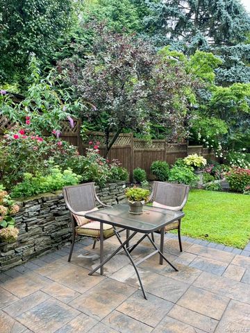 71 N Midland Avenue, Nyack, NY 10960