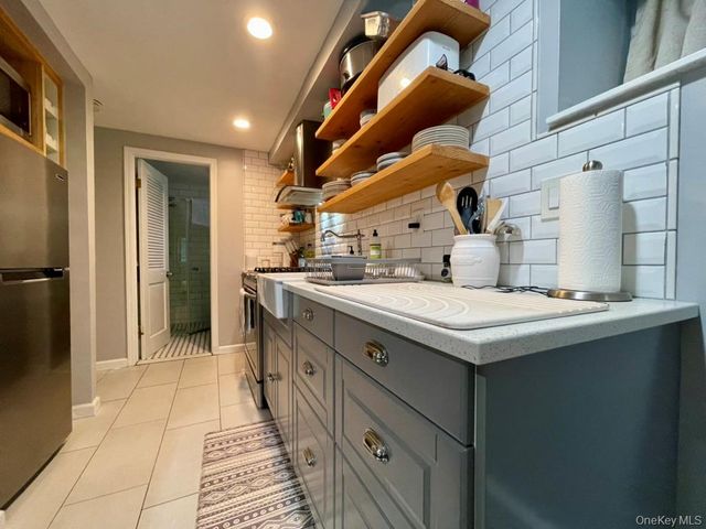 71 N Midland Avenue, Nyack, NY 10960