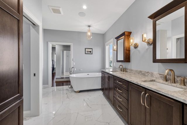 4917 Breakers Rock Road, Middleton, WI 53597