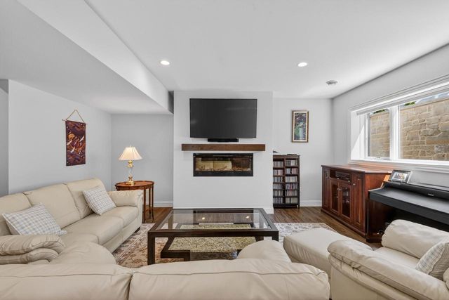 4917 Breakers Rock Road, Middleton, WI 53597