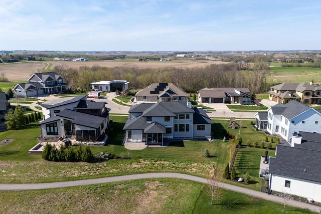 4917 Breakers Rock Road, Middleton, WI 53597