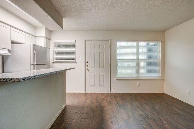 4538 Byers Avenue 2, Fort Worth, TX 76107