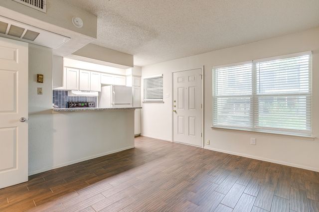 4538 Byers Avenue 2, Fort Worth, TX 76107