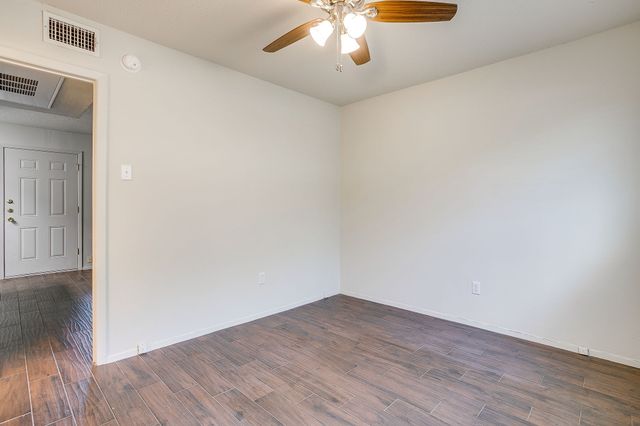 4538 Byers Avenue 2, Fort Worth, TX 76107
