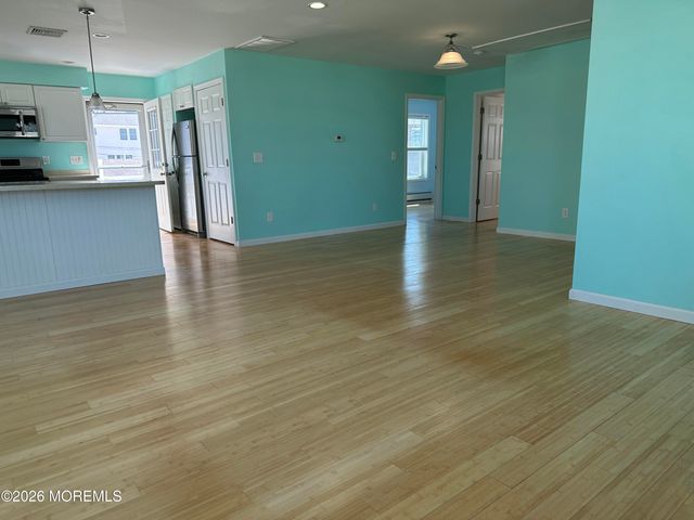 15 S Beach Drive, Seaside Heights, NJ 08751