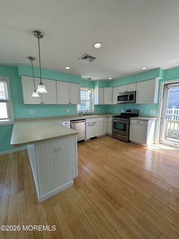 15 S Beach Drive, Seaside Heights, NJ 08751