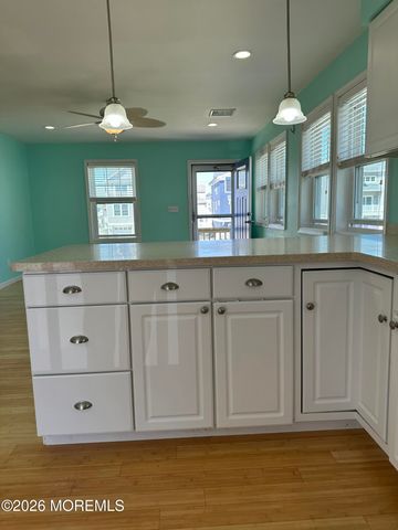 15 S Beach Drive, Seaside Heights, NJ 08751