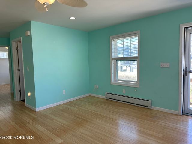 15 S Beach Drive, Seaside Heights, NJ 08751