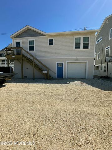 15 S Beach Drive, Seaside Heights, NJ 08751