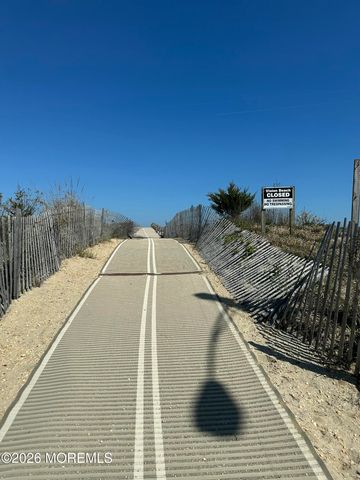 15 S Beach Drive, Seaside Heights, NJ 08751