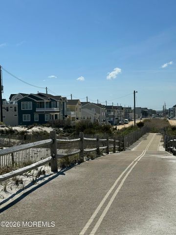 15 S Beach Drive, Seaside Heights, NJ 08751