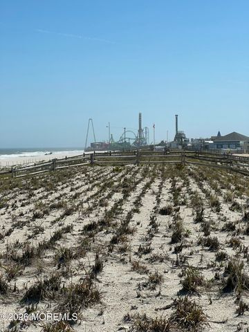 15 S Beach Drive, Seaside Heights, NJ 08751
