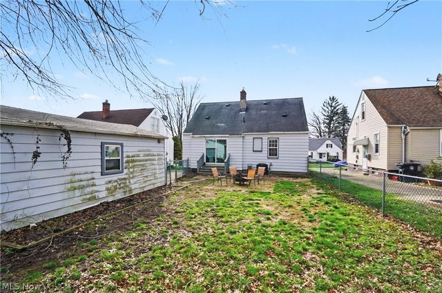 1623 Sunset Avenue, Akron, OH 44301