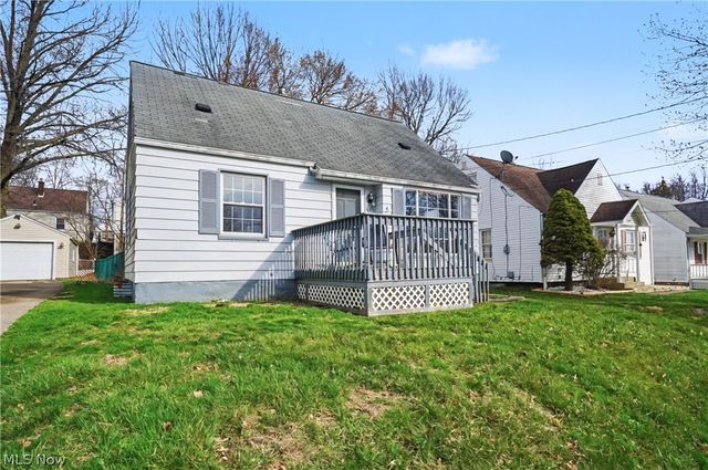 1623 Sunset Avenue, Akron, OH 44301