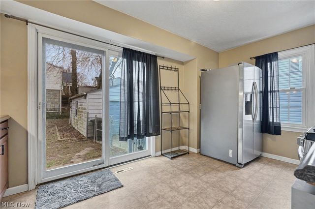 1623 Sunset Avenue, Akron, OH 44301