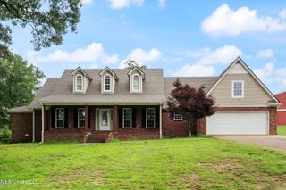 241 Cowtown Road, Senatobia, MS 38668