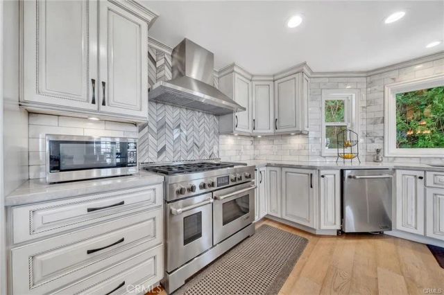 3 Mustang Road, Rancho Palos Verdes, CA 90275