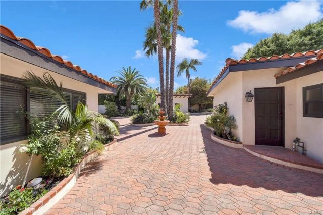 3 Mustang Road, Rancho Palos Verdes, CA 90275