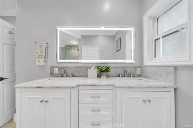 3 Mustang Road, Rancho Palos Verdes, CA 90275