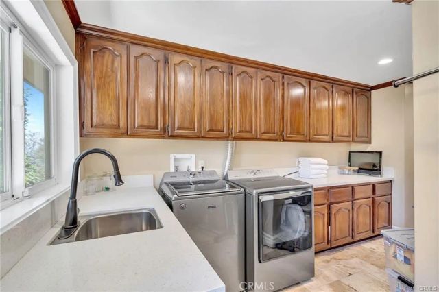 3 Mustang Road, Rancho Palos Verdes, CA 90275