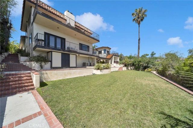 3 Mustang Road, Rancho Palos Verdes, CA 90275
