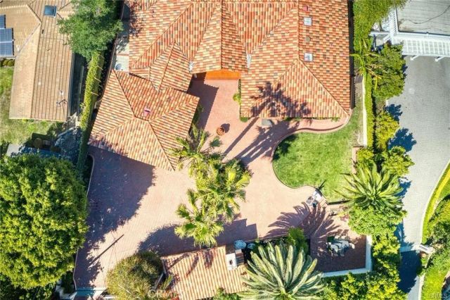 3 Mustang Road, Rancho Palos Verdes, CA 90275