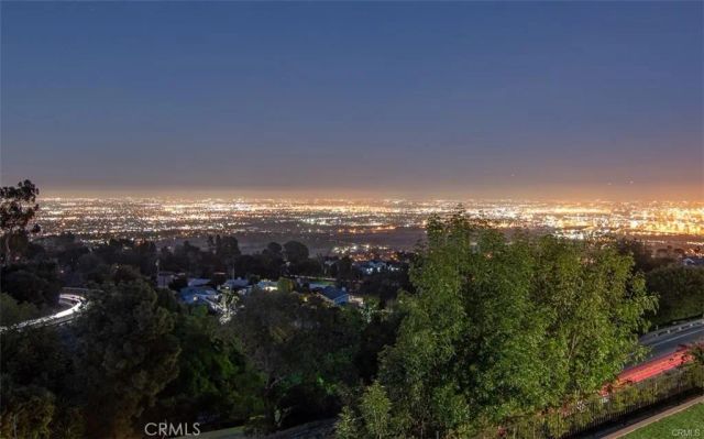 3 Mustang Road, Rancho Palos Verdes, CA 90275