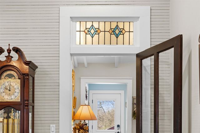 542 S Main Street, La Grange, TX 78945