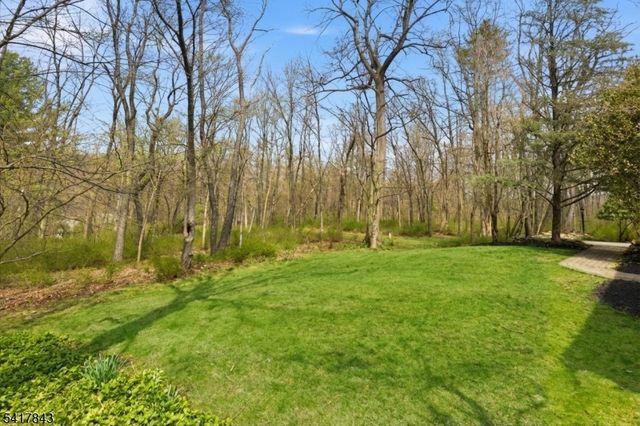 3 Dogwood Lane, Tewksbury Twp., NJ 07830