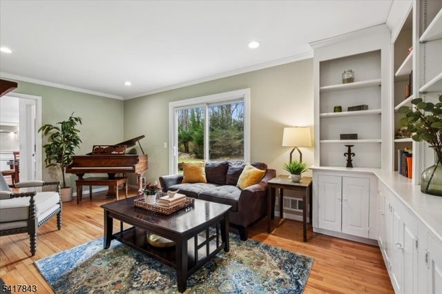 3 Dogwood Lane, Tewksbury Twp., NJ 07830