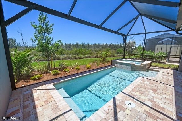 9033 Calypso CT, Naples, FL 34112