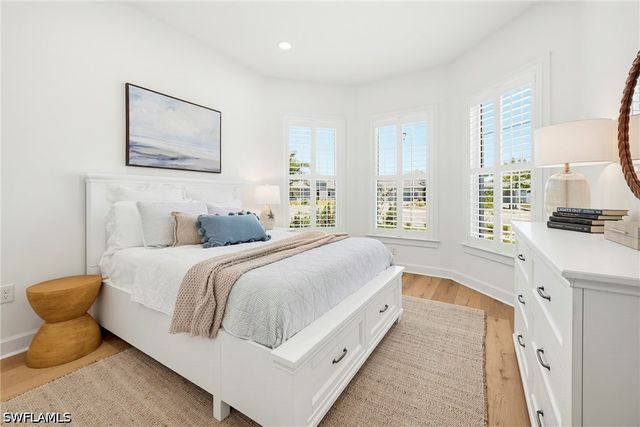 9033 Calypso CT, Naples, FL 34112