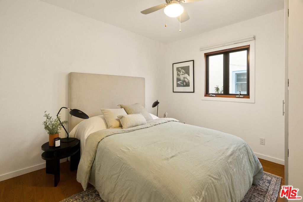 Image 20 of property listing at 1126 Grant Avenue, Venice, CA 90291