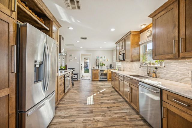 4423 Lemac Drive, Houston, TX 77096