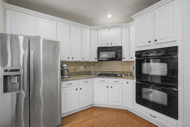 142 Ridgeview Trace, Hendersonville, TN 37075