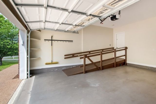 142 Ridgeview Trace, Hendersonville, TN 37075