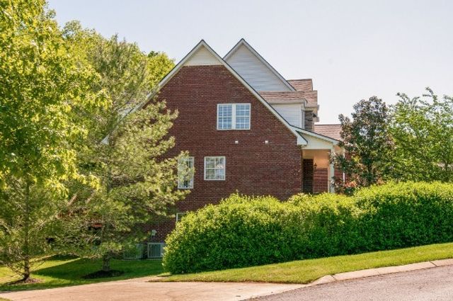 142 Ridgeview Trace, Hendersonville, TN 37075