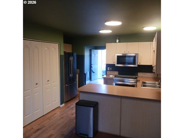 3151 Ne WELLS ACRES Rd, Bend, OR 97701